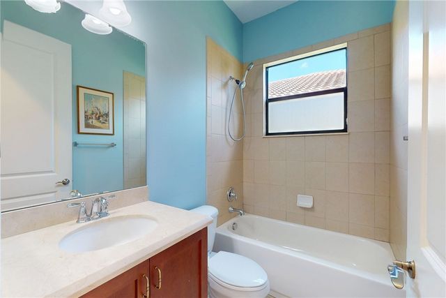 5537 57th Way, Vero Beach, FL 32967
