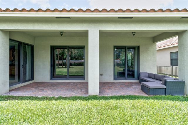 5537 57th Way, Vero Beach, FL 32967