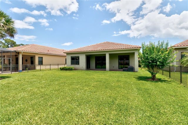 5537 57th Way, Vero Beach, FL 32967