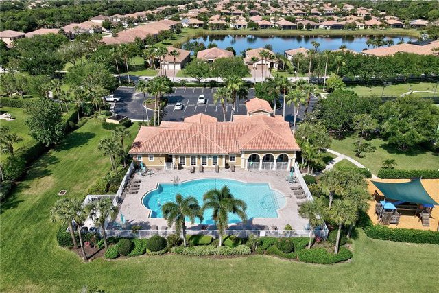 5537 57th Way, Vero Beach, FL 32967
