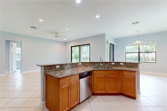 5537 57th Way, Vero Beach, FL 32967