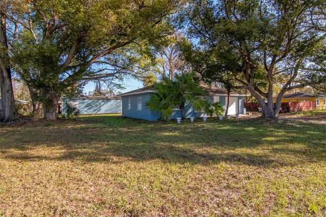 7712 E COMANCHE AVENUE, Tampa, FL 33610