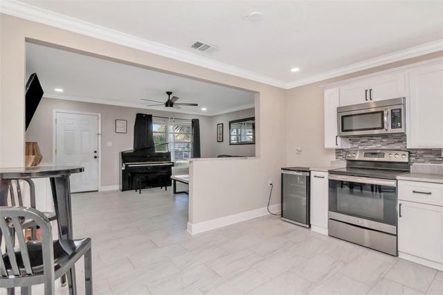 7712 E COMANCHE AVENUE, Tampa, FL 33610