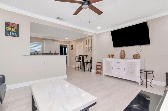 7712 E COMANCHE AVENUE, Tampa, FL 33610