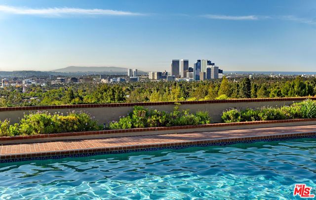 1005 N Alpine Drive, Beverly Hills, CA 90210