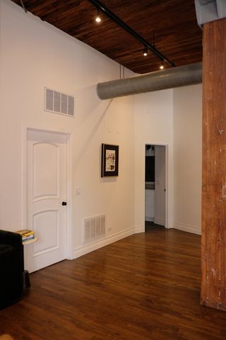 550 N Kingsbury Street 111, Chicago, IL 60654