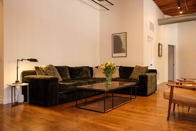 550 N Kingsbury Street 111, Chicago, IL 60654