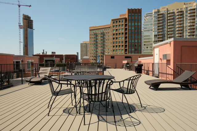 550 N Kingsbury Street 111, Chicago, IL 60654