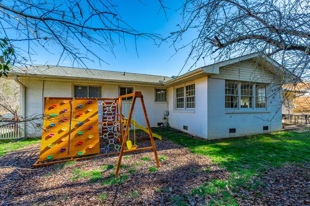 1119 Hillsboro Drive, Chattanooga, TN 37412