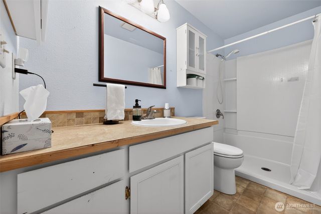 271 Hawkins Road, Winlock, WA 98596