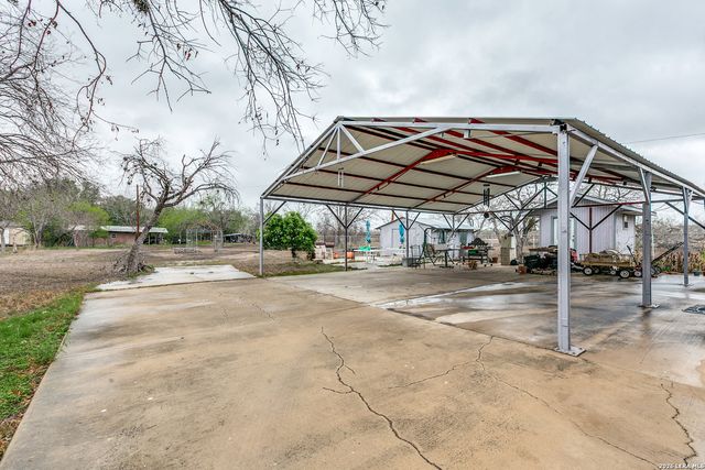 1551 W Villaret, San Antonio, TX 78224