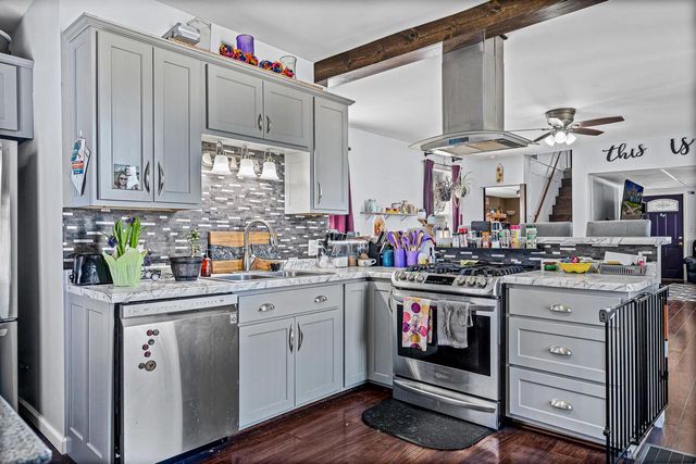 2303 13th STREET S, La Crosse, WI 54601