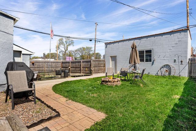 2303 13th STREET S, La Crosse, WI 54601