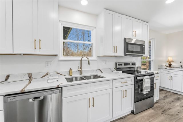 1221 Wood Mill Trail, Centerville, OH 45459