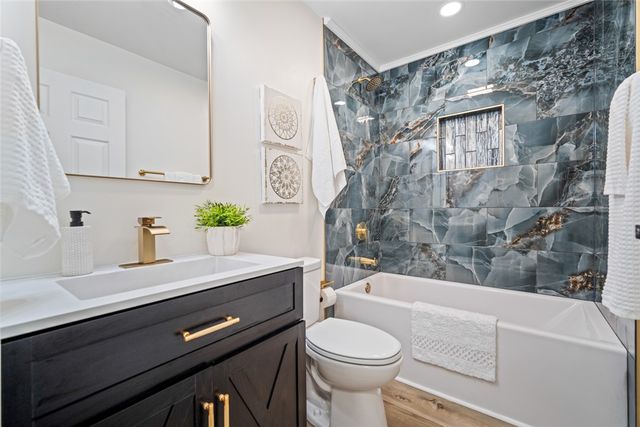 1221 Wood Mill Trail, Centerville, OH 45459