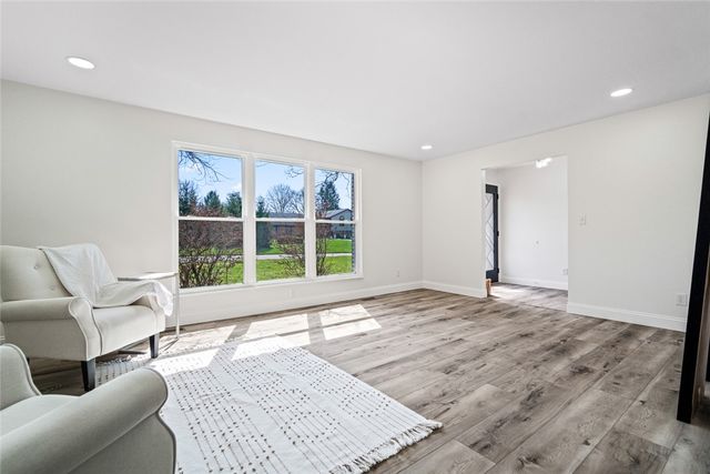 1221 Wood Mill Trail, Centerville, OH 45459