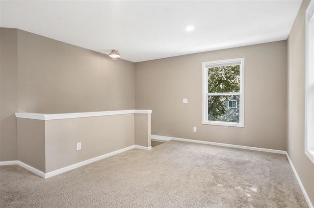 6044 Davison Road, Burton, MI 48509