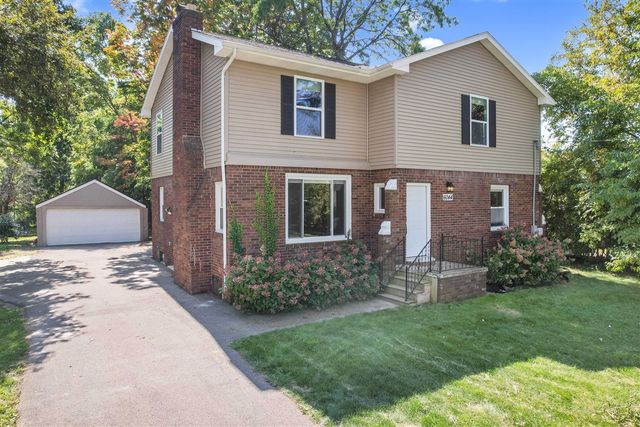 6044 Davison Road, Burton, MI 48509