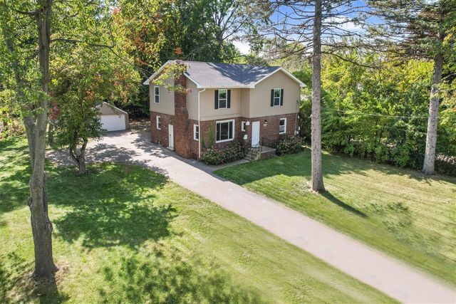6044 Davison Road, Burton, MI 48509
