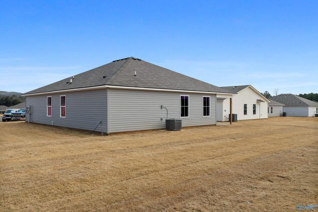 203 Six Pence Court, New Market, AL 35761