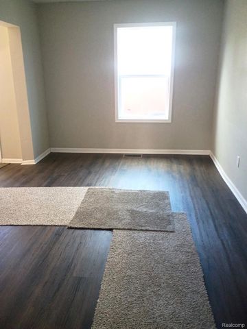 203 E Commercial Street, Norvell Township, MI 49263