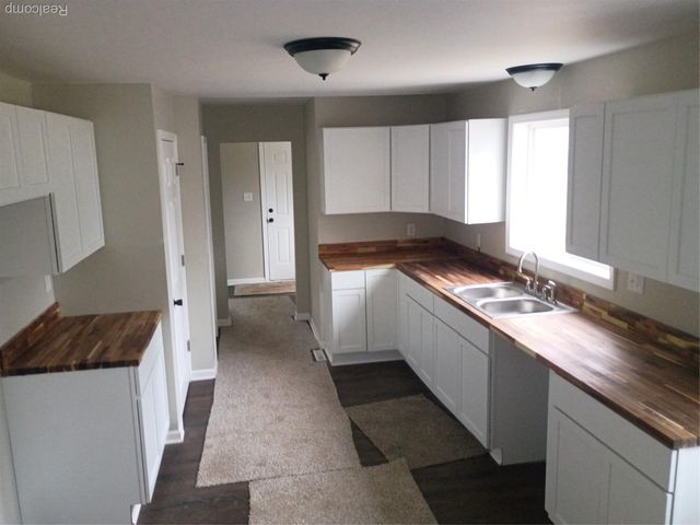 203 E Commercial Street, Norvell Township, MI 49263