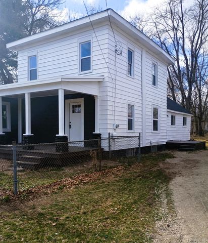 203 E Commercial Street, Norvell Township, MI 49263