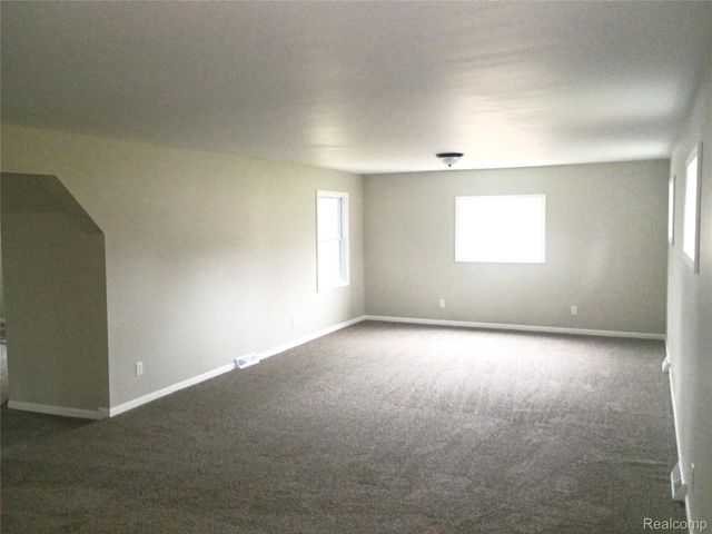 203 E Commercial Street, Norvell Township, MI 49263