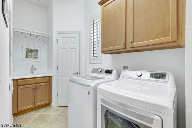 9508 Ironstone TER 2-201, Naples, FL 34120