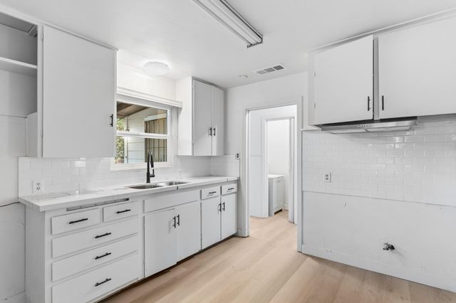 1405 E 22nd Street, Merced, CA 95340