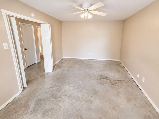 2806 Spa Drive, Deer Park, TX 77536