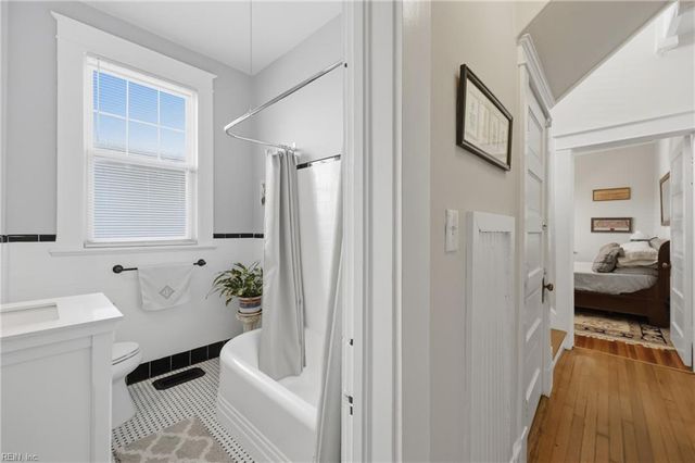 1604 Holland AVE, Norfolk, VA 23509