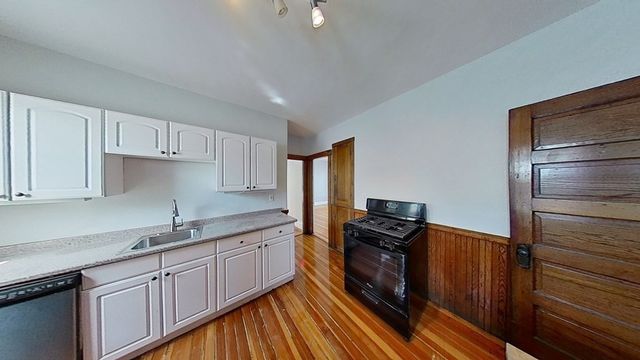 152 Minot Street 3, Boston, MA 02122