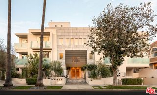 928 N Croft Avenue 303, West Hollywood, CA 90069