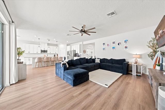 4221 Keeson Circle, Vero Beach, FL 32967
