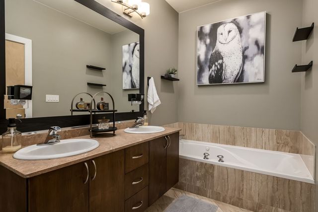 1621 W North Avenue 2E, Chicago, IL 60622