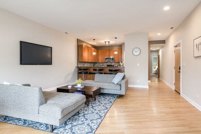 1621 W North Avenue 2E, Chicago, IL 60622