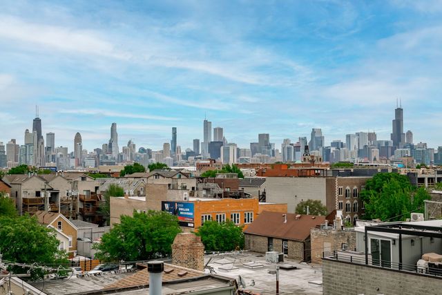1621 W North Avenue 2E, Chicago, IL 60622