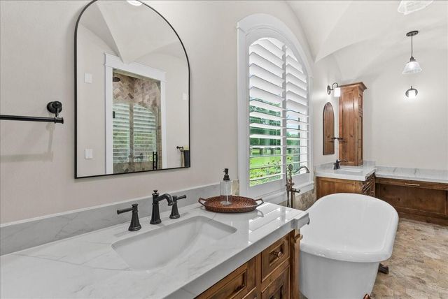 23740 Snook Lane, Tomball, TX 77375