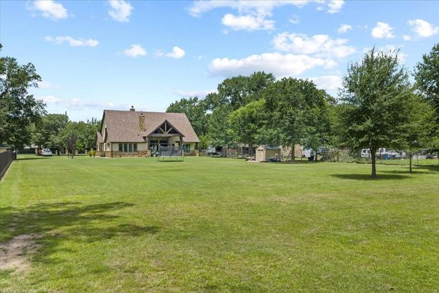 23740 Snook Lane, Tomball, TX 77375