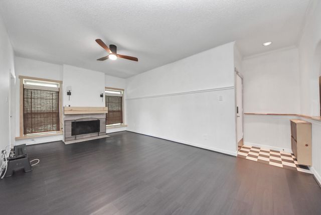 10047 Westpark Drive 7, Houston, TX 77042