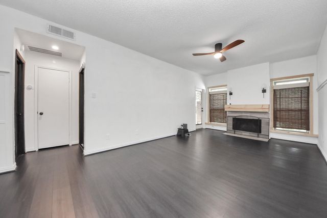 10047 Westpark Drive 7, Houston, TX 77042