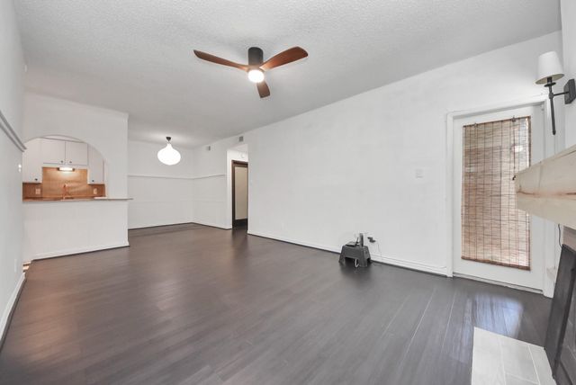 10047 Westpark Drive 7, Houston, TX 77042