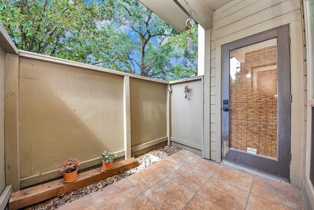 10047 Westpark Drive 7, Houston, TX 77042