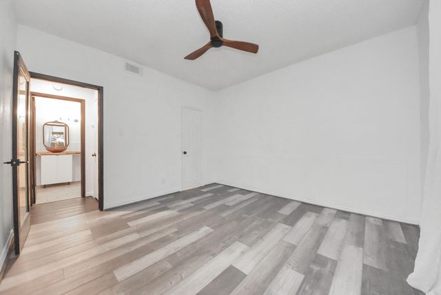 10047 Westpark Drive 7, Houston, TX 77042