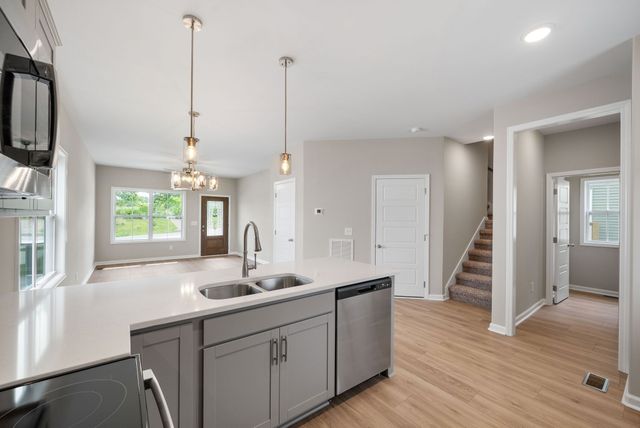 885 Dogwood Trail, Clarksville, TN 37042