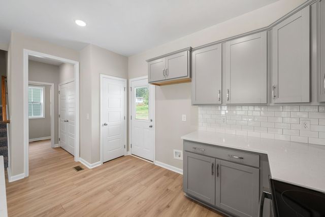 885 Dogwood Trail, Clarksville, TN 37042