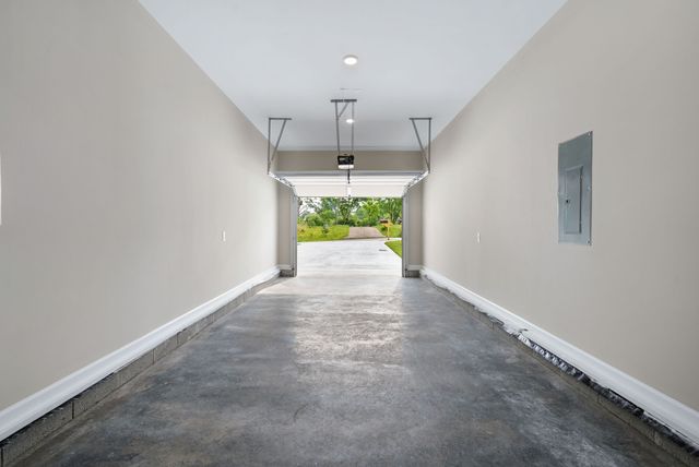 885 Dogwood Trail, Clarksville, TN 37042