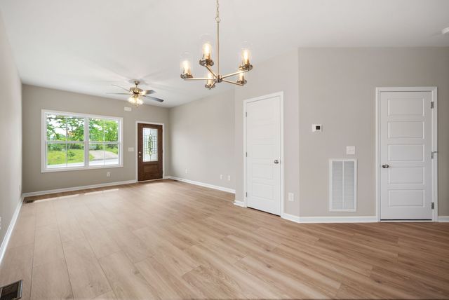 885 Dogwood Trail, Clarksville, TN 37042