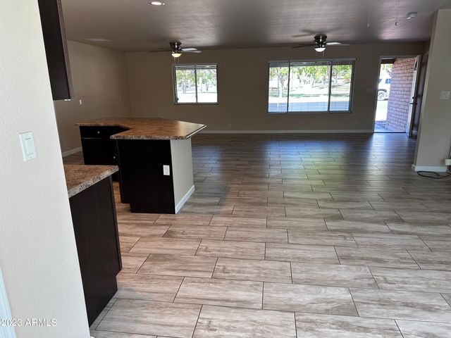 6013 E Evergreen Street, Mesa, AZ 85205